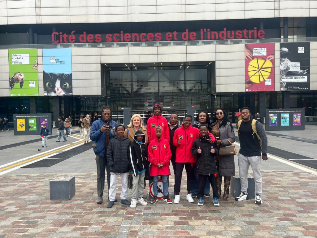 Investir dans la jeunesse : l&rsquo;équipe junior béninoise de hockey roller en France